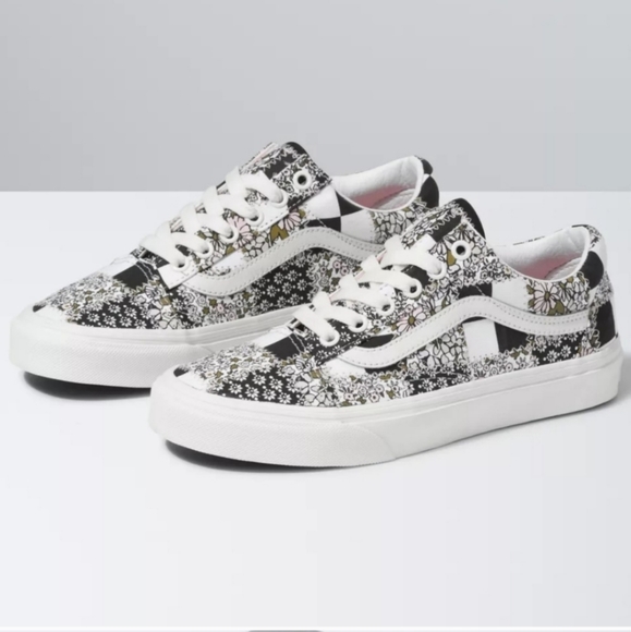 OFFER $125! New Free People Floral Vans - Picture 6 of 6